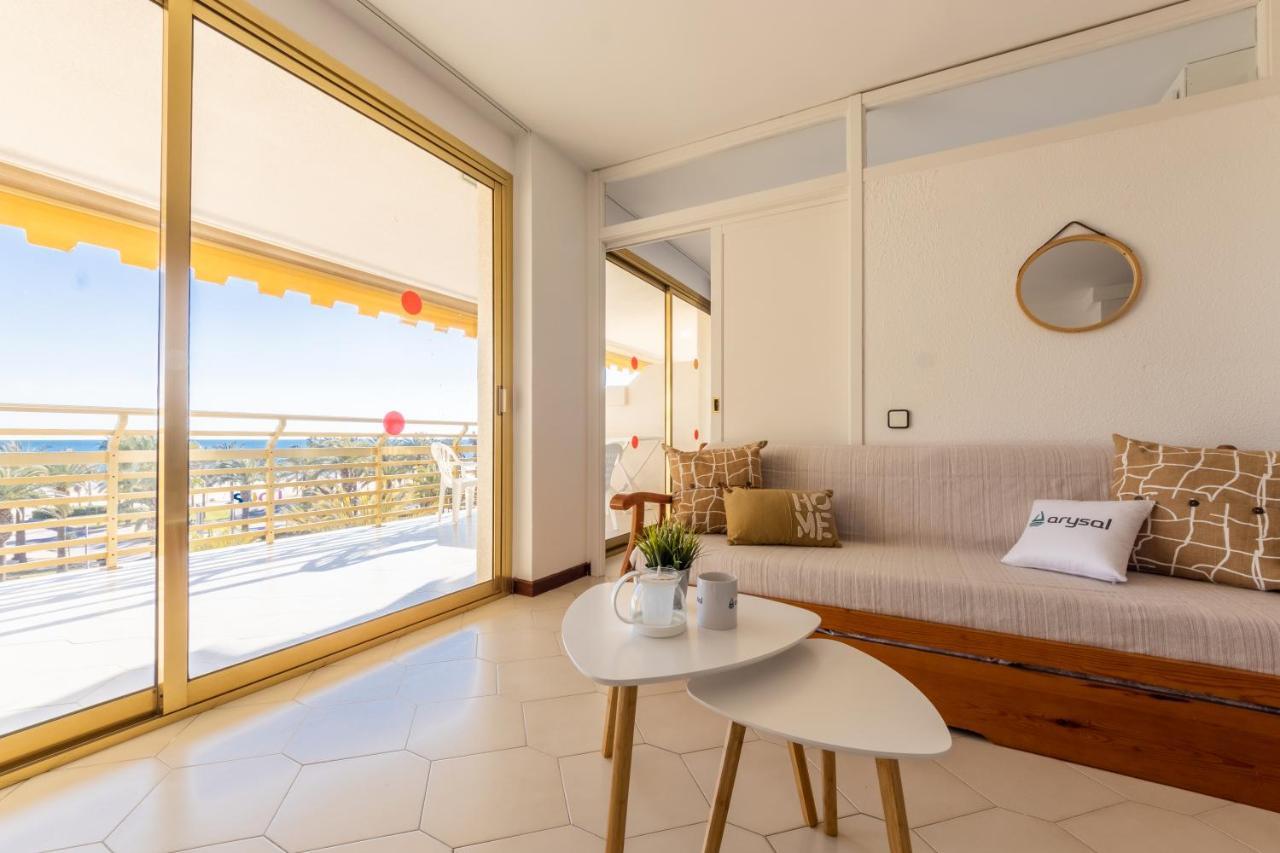 萨洛Novelty Con Vistas Al Mar公寓 外观 照片